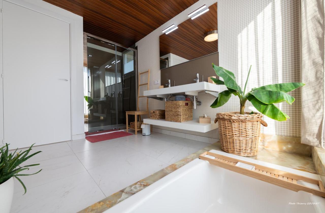 Agape, Elegant T2, 4 Etoiles, Plage Et Gr34 3Km, Centre Ville 750M فوسنان المظهر الخارجي الصورة